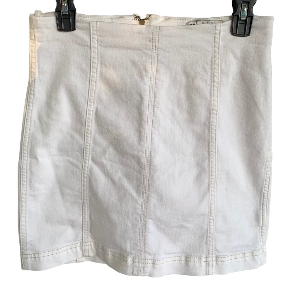 FREE PEOPLE Women's Modern Femme White Denim Mini Skirt ~ Size 10